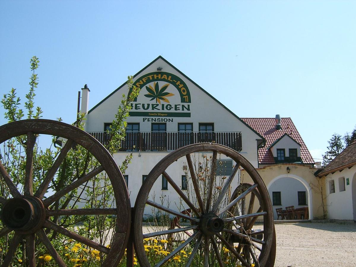 Hanfthal-Hof Laa an der Thaya Exterior foto